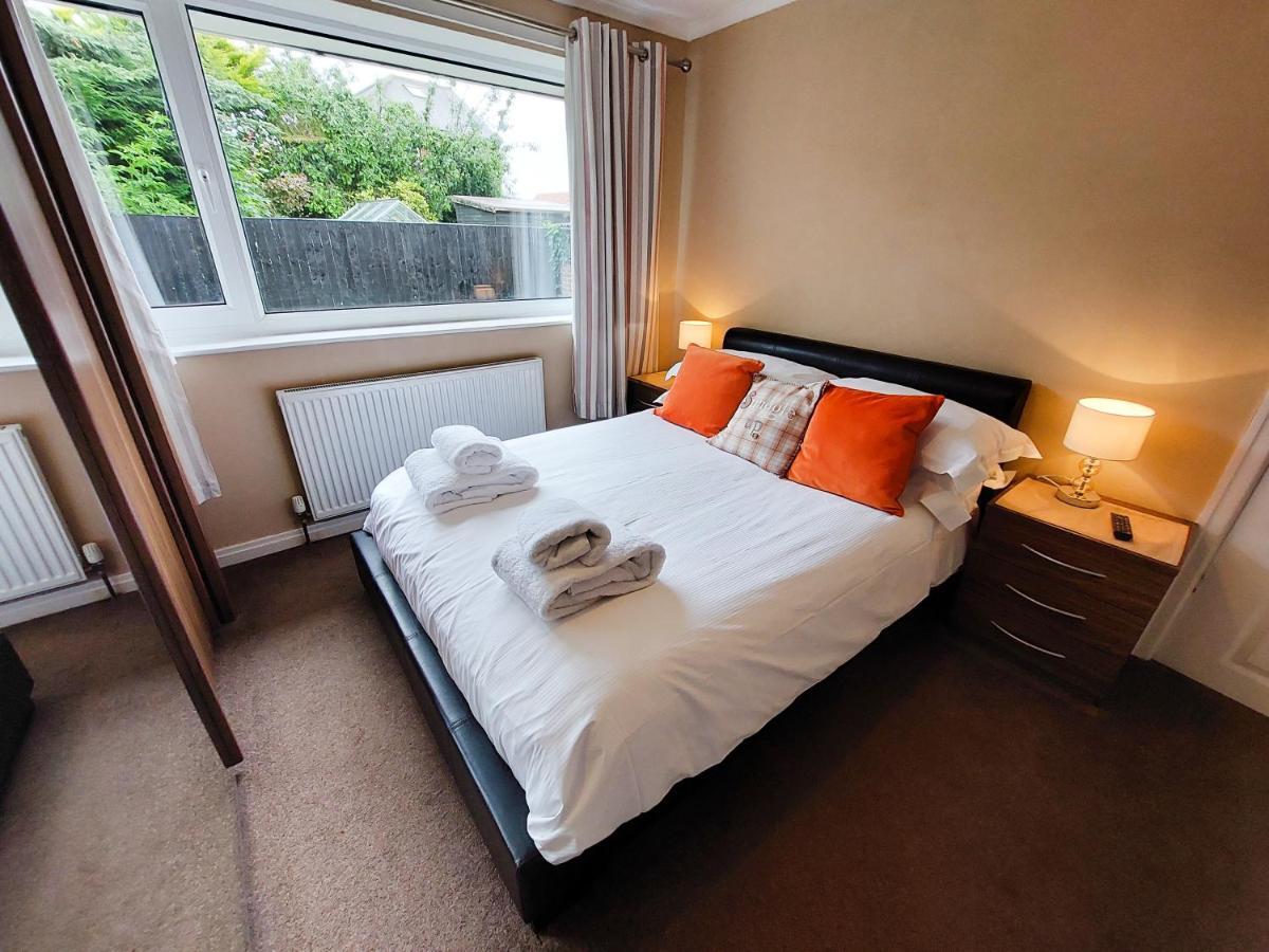 Spring Gardens Holiday Bungalow 凯顿 外观 照片